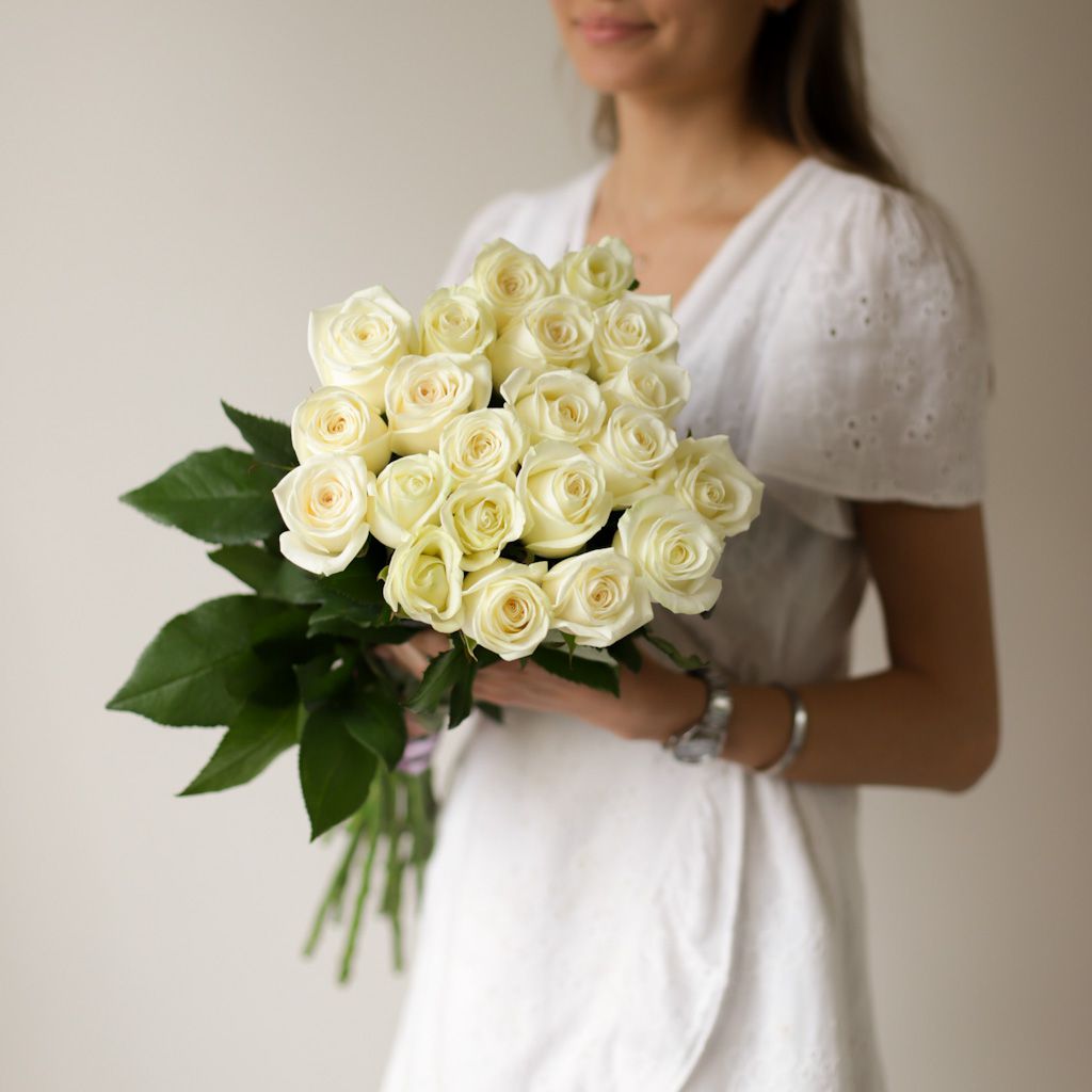 Белые розы в Кишиневе недорого