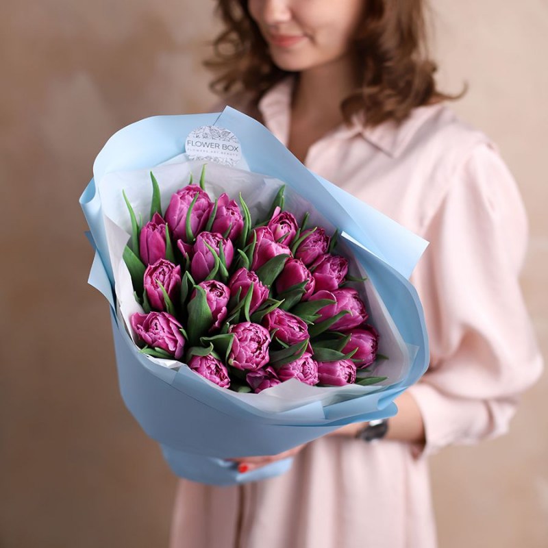 Фиолетовые пионовидные тюльпаны Кишинев